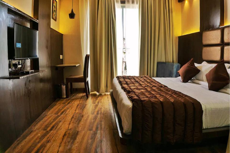 Raas Mahal-Hotel In Jaipur Near Tourist Places Extérieur photo